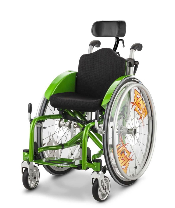 Wózki inwalidzkie dla dzieci, wykonane ze stopów lekkich